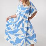 Luźna sukienka na lato plus size maxi niebiesko-biała 48-54