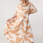 Luźna sukienka na lato plus size maxi pomarańczowo-biała 48-54