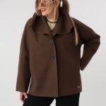 Brązowa-narzutka-damska-plus-size-na-guziki-42-50 (3)