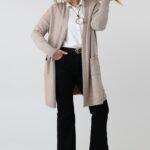 bezowy-kardigan-narzutka-plus-size-z-kieszeniami (3)