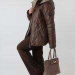 brazowa-kurtka-przejsciowa-damska-plus-size-pikowana (4)