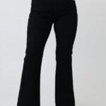 czarne-spodnie-jeansowe-damskie-z-rozszerzana-nogawka-plus-size (1)
