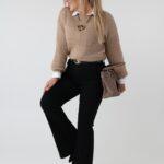 czarne-spodnie-jeansowe-damskie-z-rozszerzana-nogawka-plus-size (5)