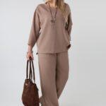 Elegancki komplet damski plus size z bluzką i spodniami – zestaw XXL dla puszystych kobiet