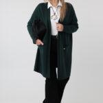 kardigan-narzutka-plus-size-z-kieszeniami-butelkowa-zielen (4)