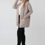 sweter-na-guziki-rozpinany-plus-size-bezowy (4)