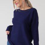 elegancki sweter damski plus size z dżetami na dekolcie – sweter XXL dla puszystych kobiet