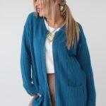 Elegancki rozpinany sweter damski plus size w geometryczny wzór – kardigan XXL dla puszystych kobiet