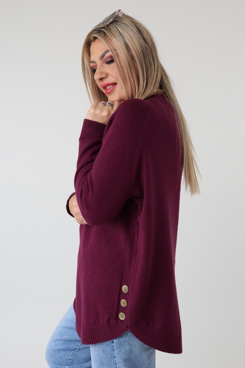Elegancki sweter damski plus size z dekoltem w serek i ozdobnymi guzikami po bokach – luźny sweter XXL dla puszystych kobiet