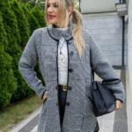 Długi sweter damski kardigan plus size zapinany na guziki szary 42-48