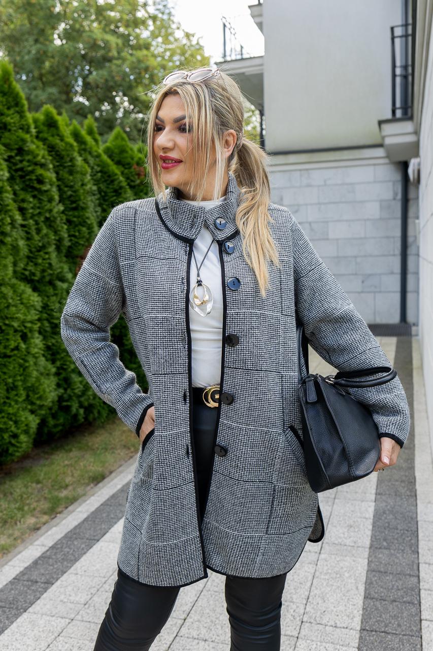 Długi sweter damski kardigan plus size zapinany na guziki szary 42-48