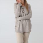 damski-elegancki-sweter-plus-size-azurowy-z-ozdobnymi-guzikami-bezowy (6)
