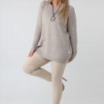 damski-elegancki-sweter-plus-size-azurowy-z-ozdobnymi-guzikami-bezowy (8)