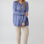 damski-elegancki-sweter-plus-size-azurowy-z-ozdobnymi-guzikami-jeansowy (7)