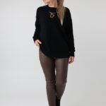 damski-sweter-elegancki-plus-size-z-ozdobnym-przeszyciem-czarny (6)