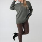 damski-sweter-elegancki-plus-size-z-ozdobnym-przeszyciem-khaki (4)