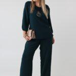 elegancki-komplet-damski-ze-spodniami-plus-size-z-baskinka-butelkowa-zielen (6)