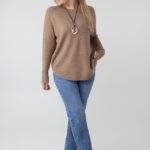 elegancki-sweter-damski-plus-size-z-ozdobnym-splotem-brazowy (3)