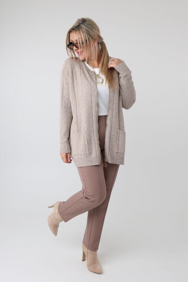 Elegancki rozpinany sweter damski plus size w geometryczny wzór – kardigan XXL dla puszystych kobiet