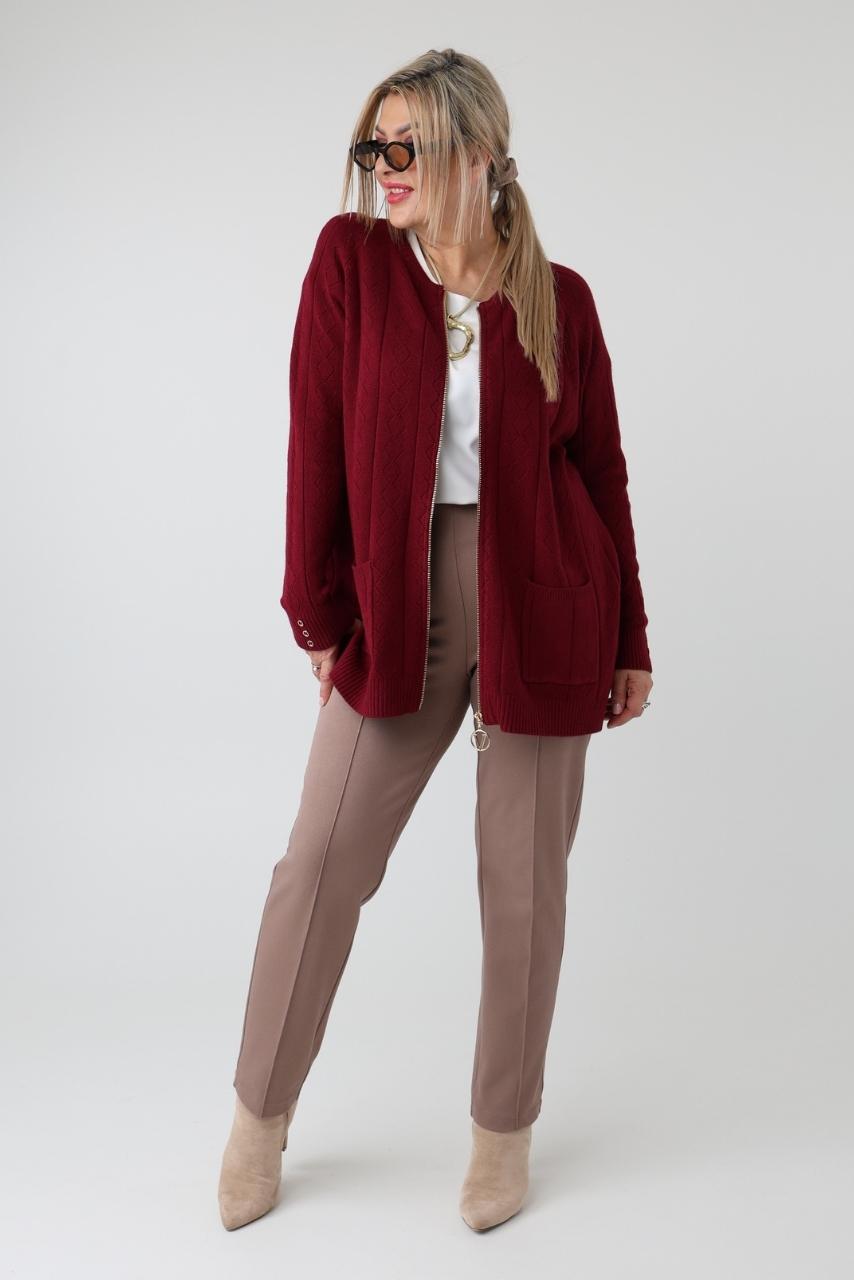 Elegancki rozpinany sweter damski plus size w geometryczny wzór – kardigan XXL dla puszystych kobiet
