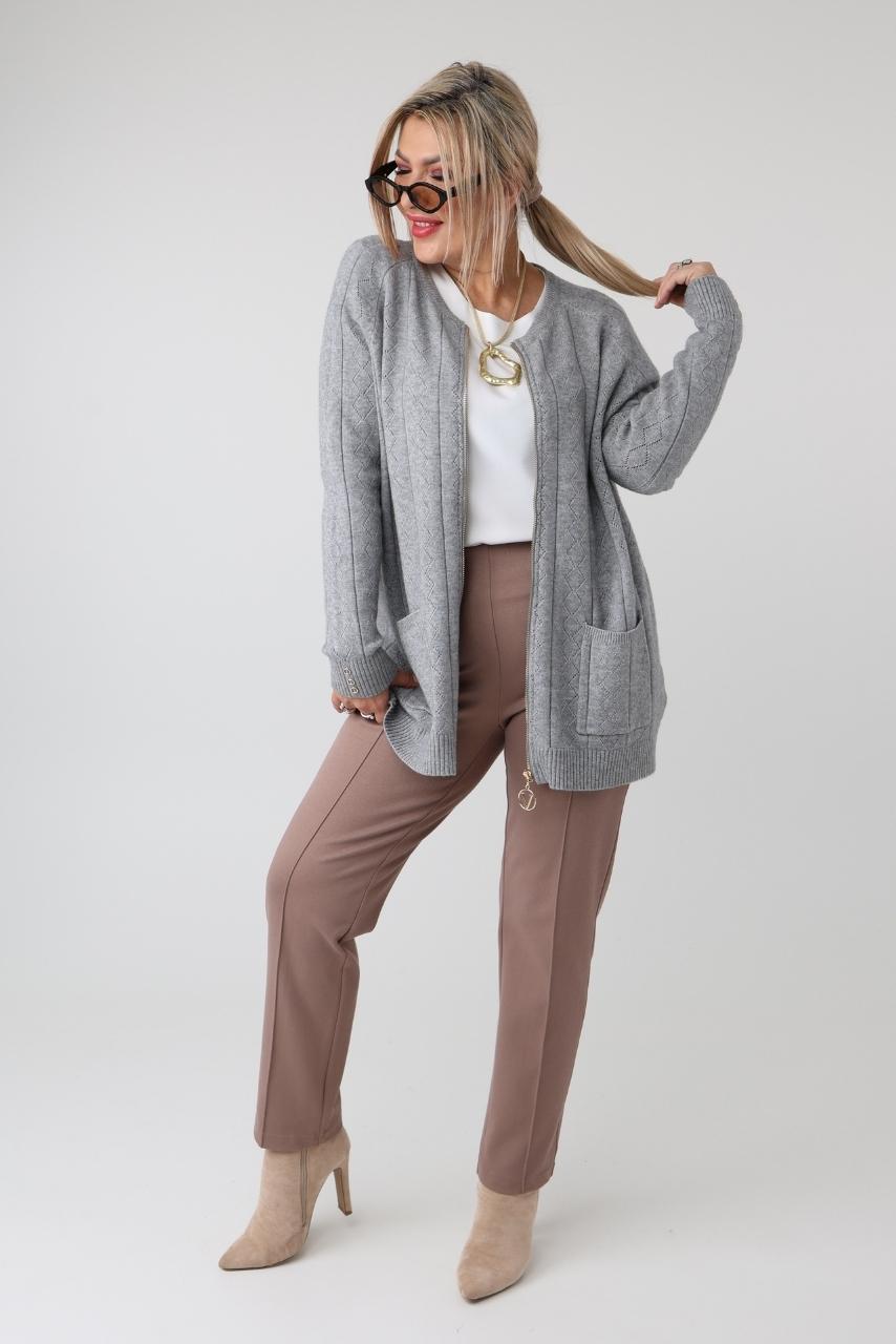 Elegancki rozpinany sweter damski plus size w geometryczny wzór – kardigan XXL dla puszystych kobiet