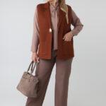 kamizelka-damska-dzianinowa-rozpinana-plus-size-ozdobny-zatrzask-brazowa (5)
