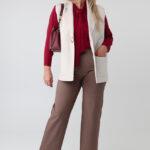 kamizelka-damska-dzianinowa-rozpinana-plus-size-ozdobny-zatrzask-kremowa (6)