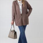kardigan-damski-elegancki-plus-size-na-zamek-z-kapturem-jasno-brazowy (7)