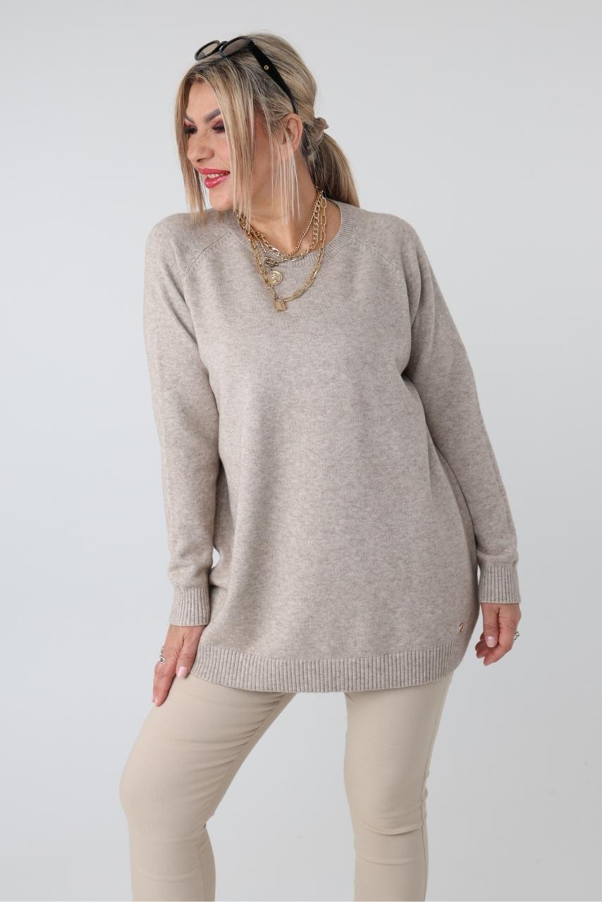 Prosty elegancki sweter damski plus size – klasyczny sweter XXL dla puszystych kobiet w dużych rozmiarach