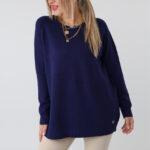 Prosty elegancki sweter damski plus size – klasyczny sweter XXL dla puszystych kobiet w dużych rozmiarach