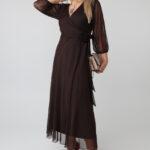 sukienka-damska-szyfonowa-plus-size-z-ozdobna-roza-i-wiazaniem-czekoladowa (6)