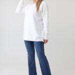 sweter-damski-elegancki-plus-size-z-dzetami-na-dekolcie-bialy (8)