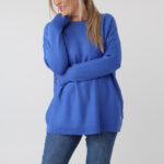 sweter-damski-elegancki-plus-size-z-dzetami-na-dekolcie-chabrowy (8)