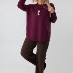 sweter-damski-elegancki-plus-size-ze-zdobieniem-na-bokach-sliwkowy (5)