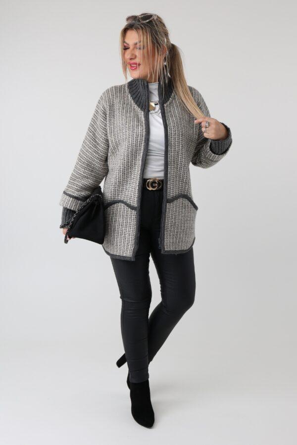 Sweter damski kardigan plus size z golfem na zamek – elegancki rozpinany sweter XXL dla puszystych kobiet