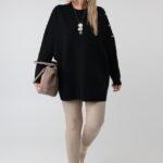 sweter-damski-oversize-elegancki-plus-size-z-ozdobami-na-ramieniu-czarny (7)