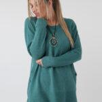 Sweter damski plus size z rozcięciami na guziki – luźny sweter XXL dla puszystych kobiet w dużych rozmiarach
