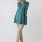 sweter-damski-plus-size-z-rozcieciami-na-guziki-morski (5)