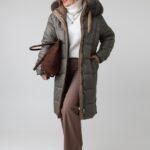 damska-kurtka-zimowa-ocieplana-plus-size-dluga-z-bocznymi-rozcieciami-na-zamek-khaki (6)