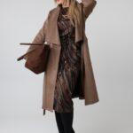 dzianinowa-sukienka-plus-size-wiazana-w-talii-brazowo-czarna (5)