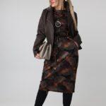 dzianinowa-sukienka-plus-size-wiazana-w-talii-brazowo-ruda (5)