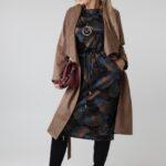 dzianinowa-sukienka-plus-size-wiazana-w-talii-granatowo-brazowa (6)