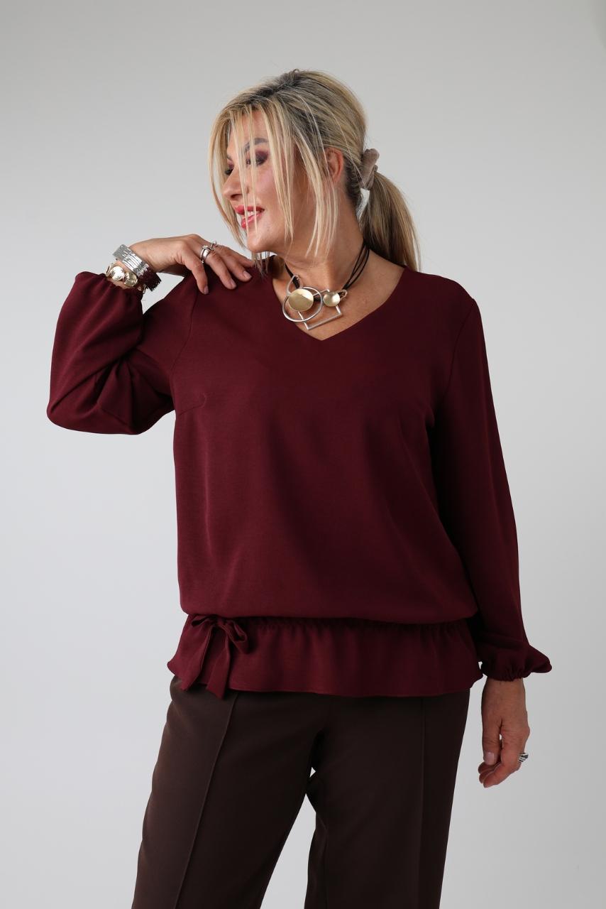 Elegancka bluzka damska plus size z dekoltem w serek, gumką i ozdobną kokardką w pasie – wizytowa bluzka XXL dla puszystych 44-54