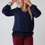 Elegancka bluzka damska plus size z dekoltem w serek, gumką i ozdobną kokardką w pasie – wizytowa bluzka XXL dla puszystych 44-54