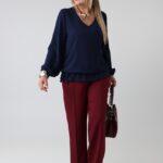 elegancka-bluzka-damska-plus-size-wizytowa-z-gumka-w-pasie-granatowa (5)