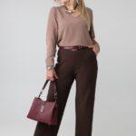elegancka-bluzka-damska-z-dlugim-rekawem-plus-size-dekolt-w-serek-bezowa (5)