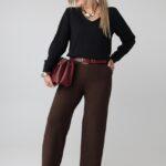 elegancka-bluzka-damska-z-dlugim-rekawem-plus-size-dekolt-w-serek-czarna (5)