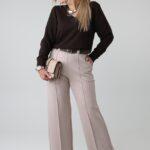 elegancka-bluzka-damska-z-dlugim-rekawem-plus-size-dekolt-w-serek-czekoladowa (6)