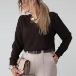 Elegancka bluzka damska plus size z dekoltem w serek, długim rękawem i mankietami – wizytowa bluzka XXL dla puszystych 44-54