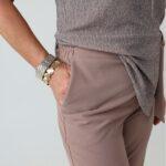 elegancki-komplet-plus-size-blyszczaca-bluzka-proste-spodnie-bezowo-zloty (4)